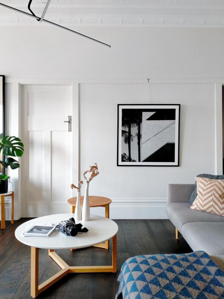 K U R R A B A P O I N T Harbourside Luxury